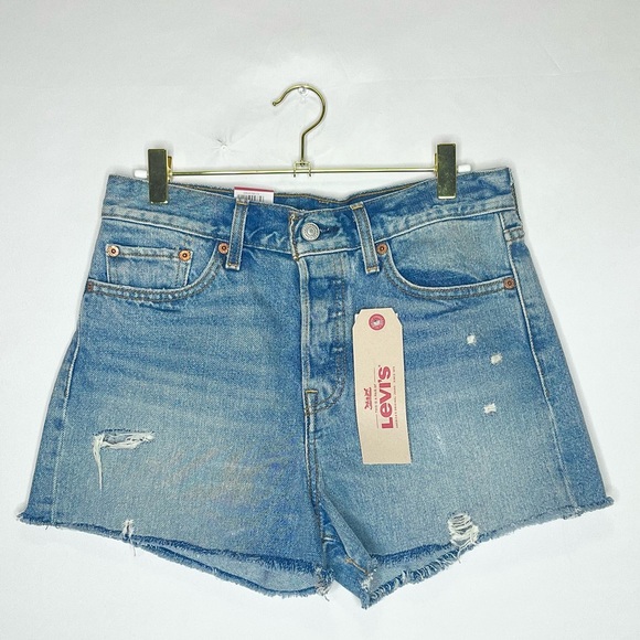 NWT Levi’s High Rise Wedgie Short in Havana Affair - Picture 2 of 4